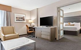 Best Western Premier Calgary Plaza Hotel&Conference Centre